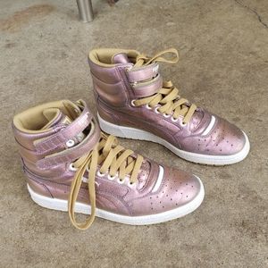 COPY - Puma shoes size 6C women 7.5 used